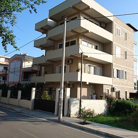 Kulla E Vekut Apartment Durres Ngoại thất bức ảnh